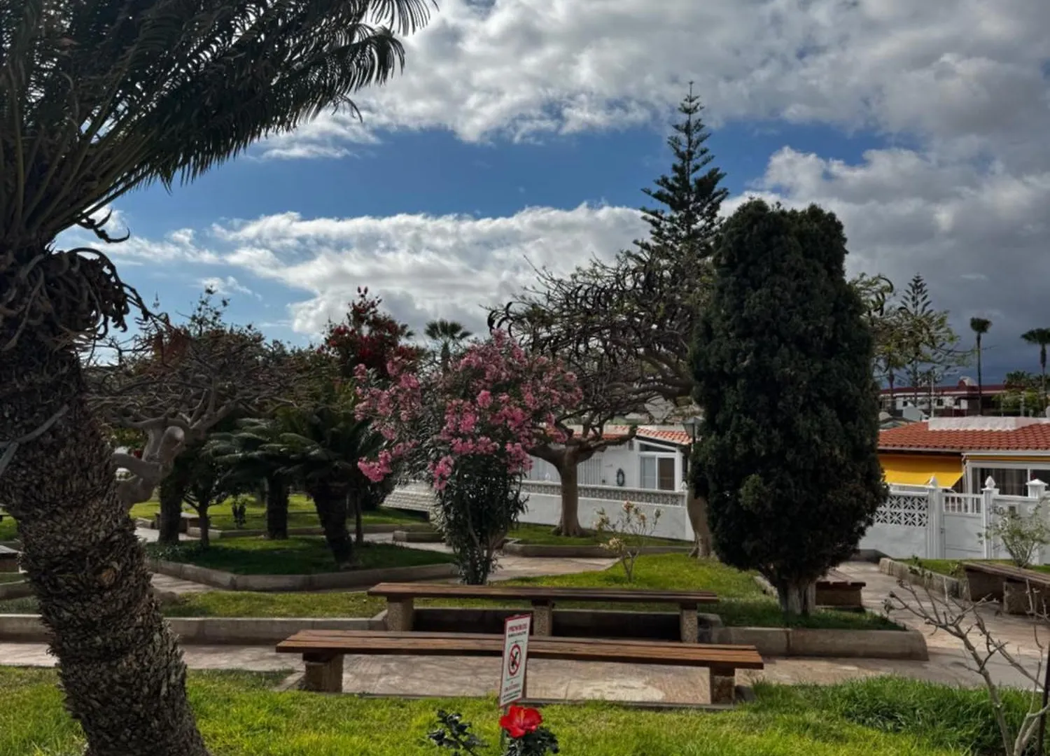 Апартаменты Casa Marina Арона